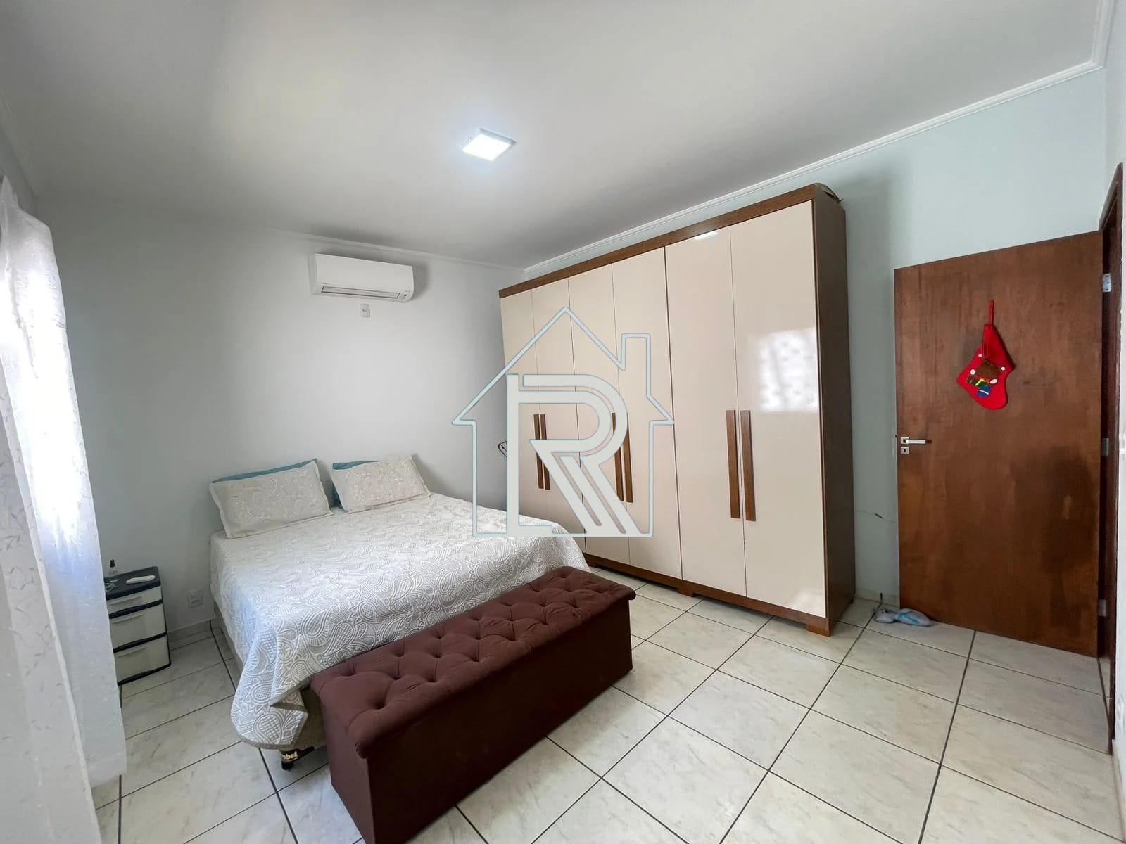 10473766-a6fe-40bc-8508-81a85ab40c4f